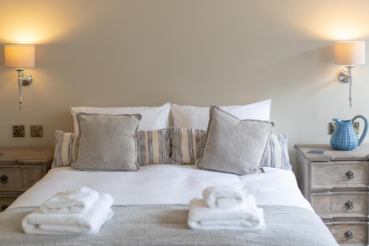 The Ironmongers Boutique Accommodation Ейлшем Екстер'єр фото